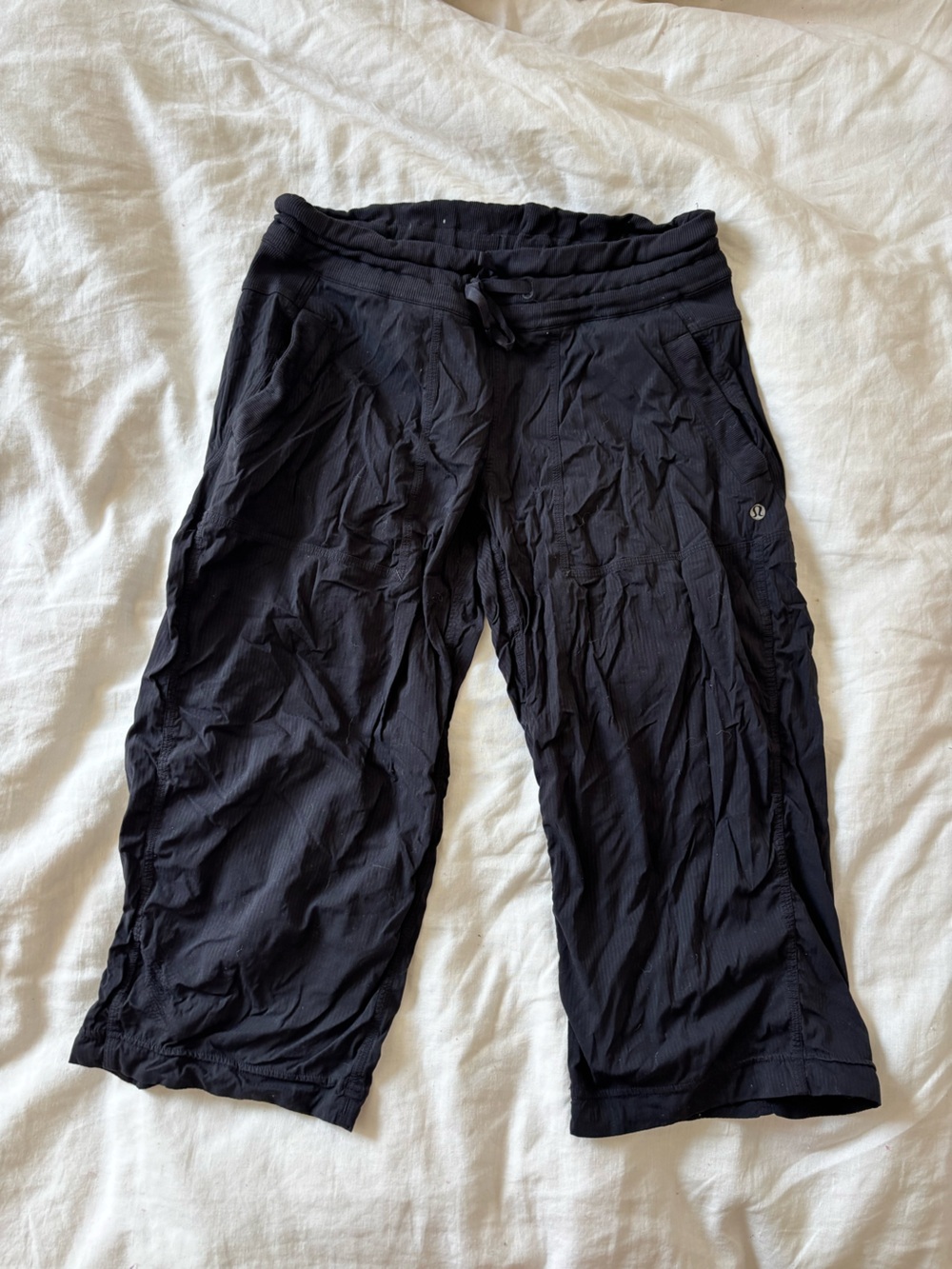 lululemon athletica Black cropped dance studio joggers